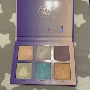 Anastasia aurora glow kit